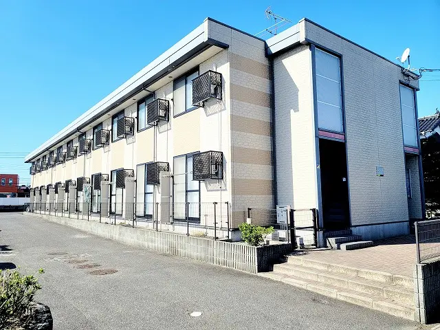 米子市両三柳 月極駐車場